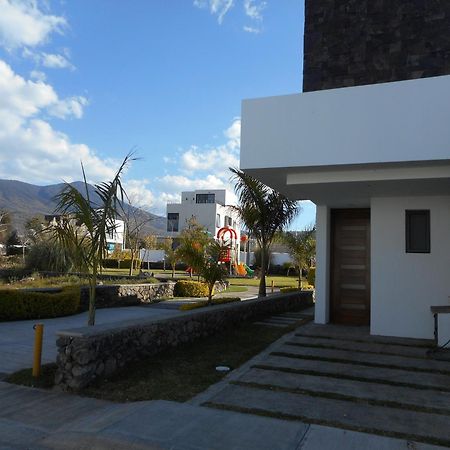 Hermosa Casa En Orilla Del Lago -Zona De Villedos- San Cristobal Zapotitlan Esterno foto