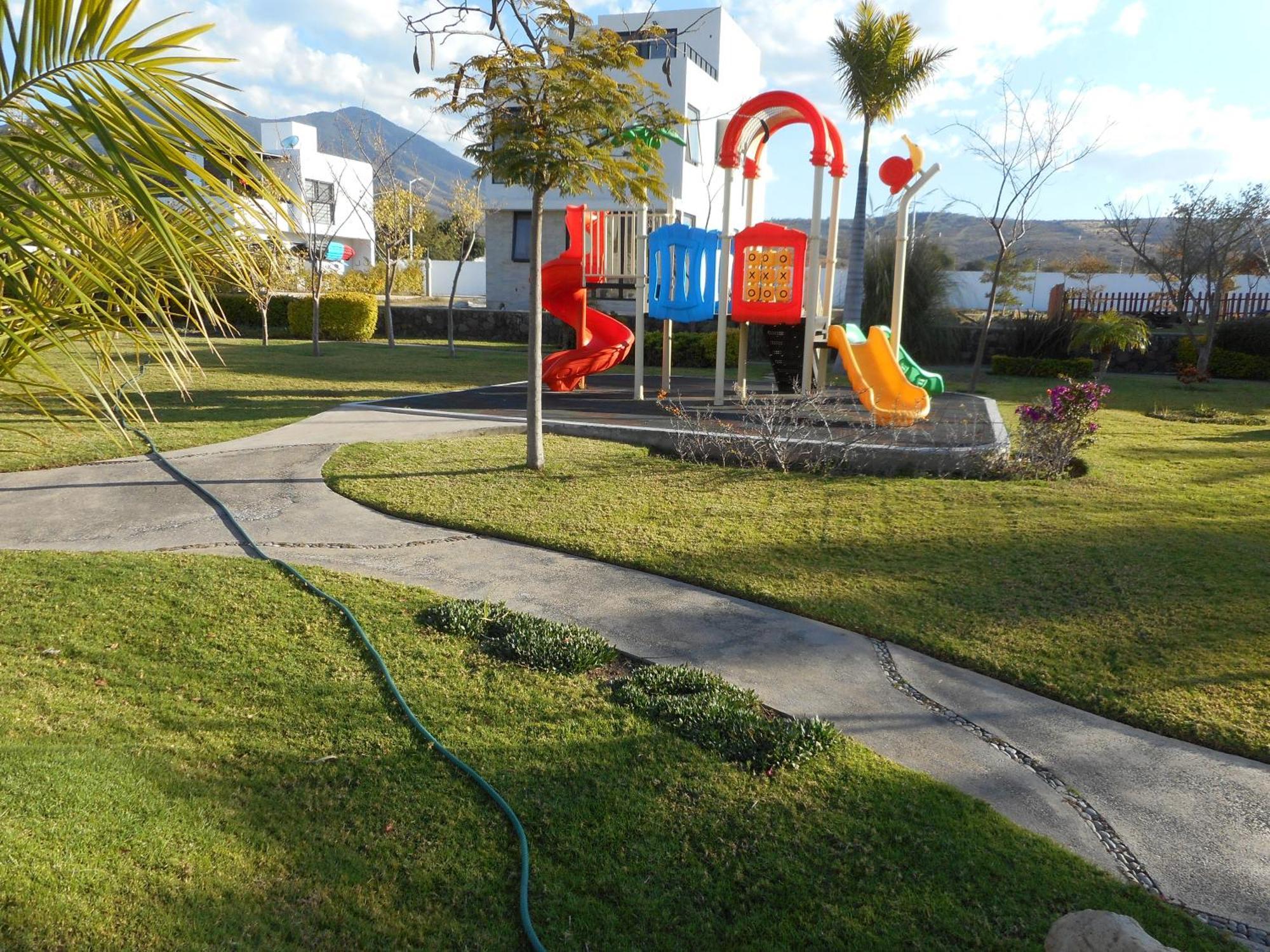 Hermosa Casa En Orilla Del Lago -Zona De Villedos- San Cristobal Zapotitlan Esterno foto